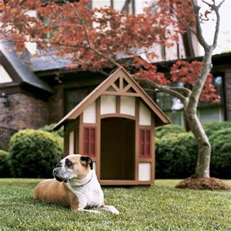 En Tudor Revival-Style Doghouse